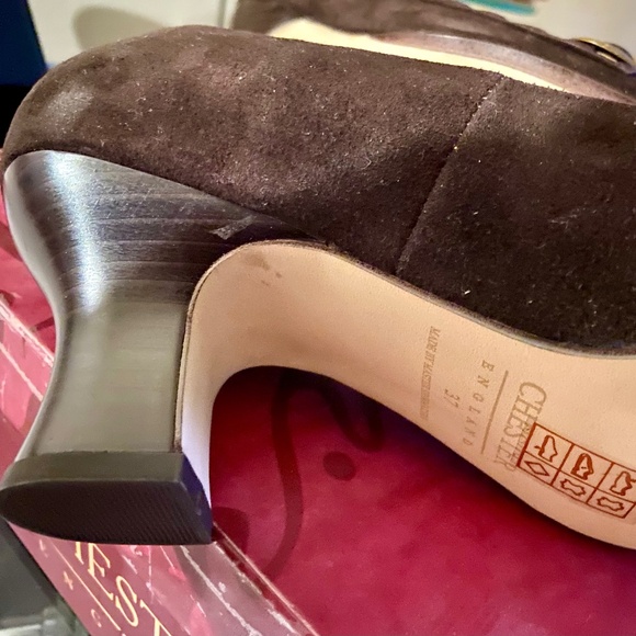 CHESTER Made in England
Retro Style Suede shoes Never worn - Picture 5 of 7